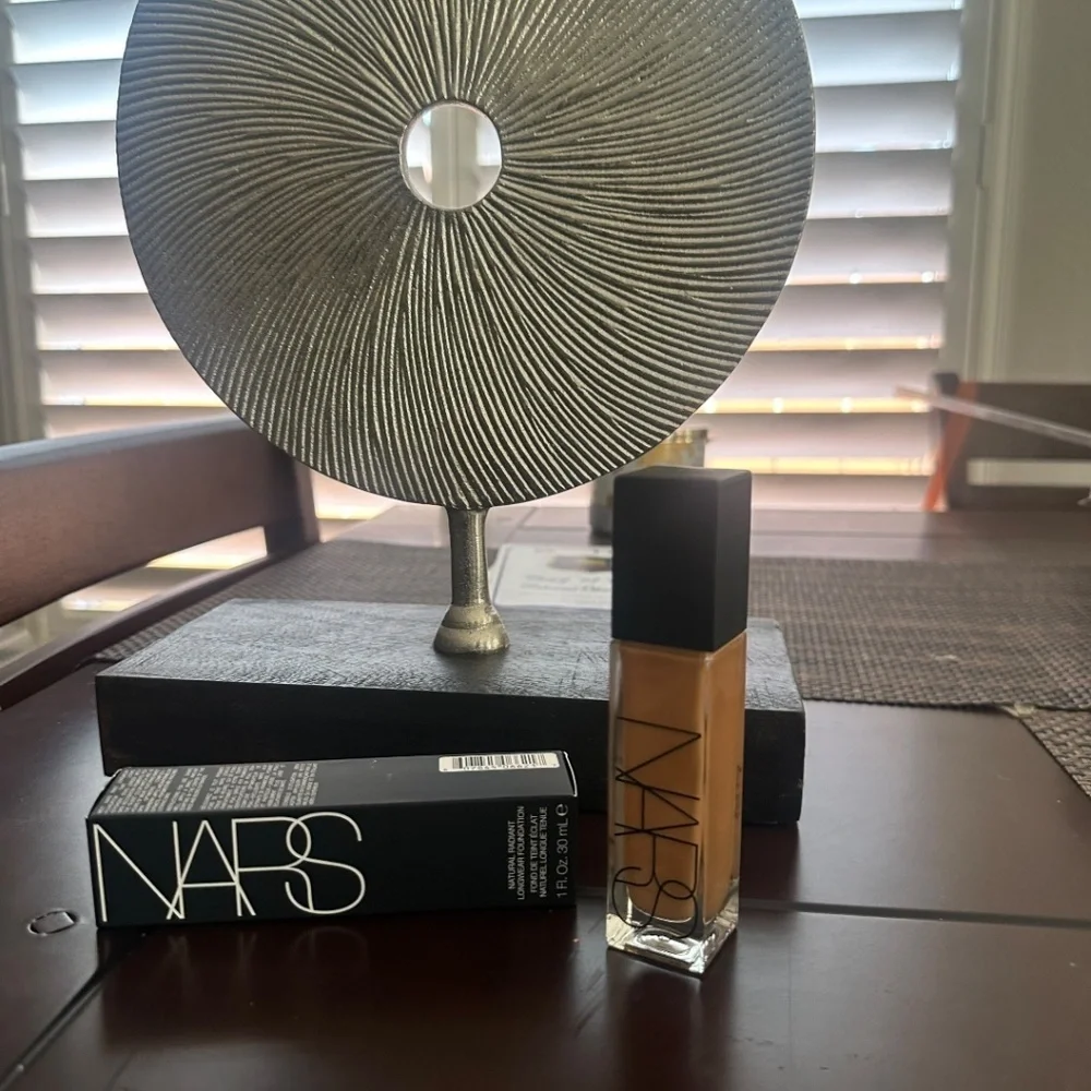 NARS Foundation Natural Radiant Longwear Full Coverage Huahine
